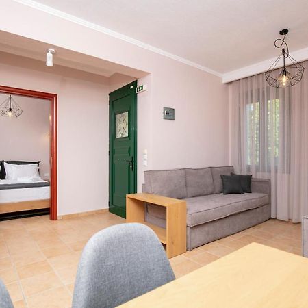 Arion Apartments Скала Потамияс Екстериор снимка
